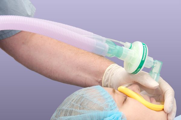 Silver Knight™ anti-microbial Flextube™ circle breathing systems